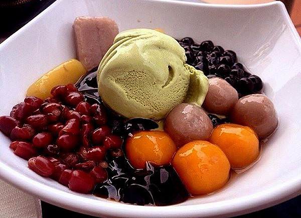 nina@indo_balckballindo-1.jpg