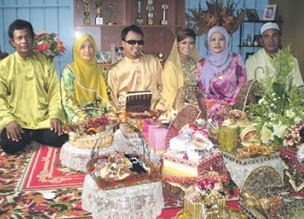 indoweeding1.jpg