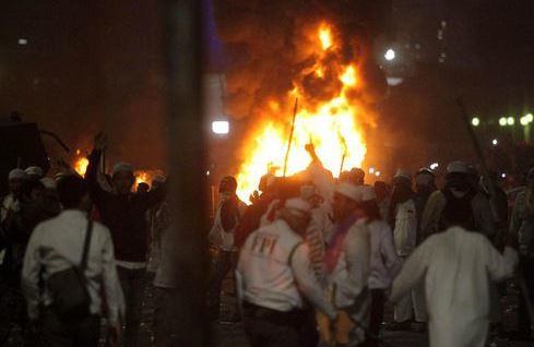 20161104_jakarta demo buring.jpg