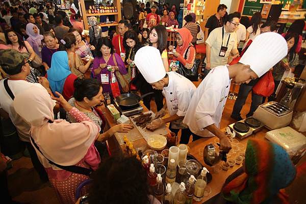 20161109_Indo SIAL food exhibition4.jpg