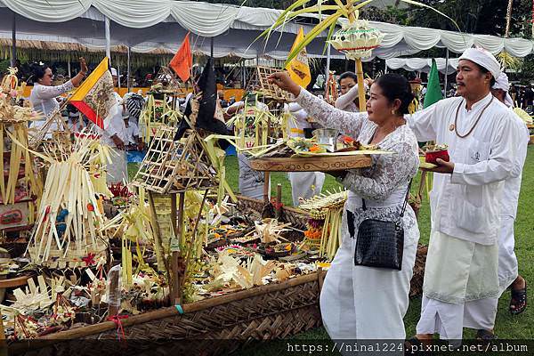 Hari Raya Nyepi-Nina-tawurkesanga-3.jpg