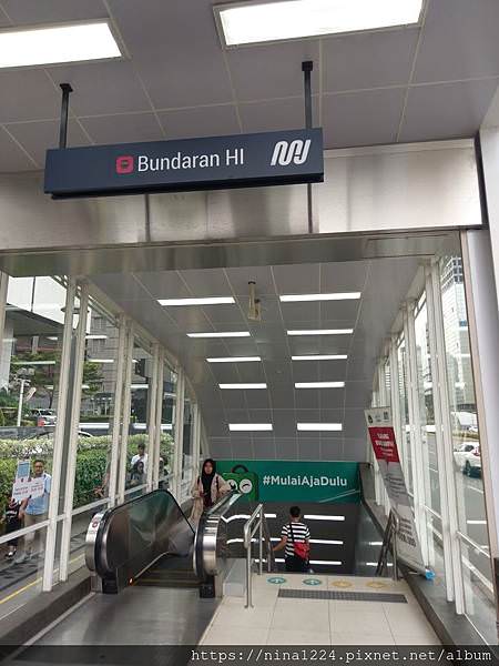 MrtJakarta.ninaindo (2).jpg MrtJakarta.ninaindo (2).jpg